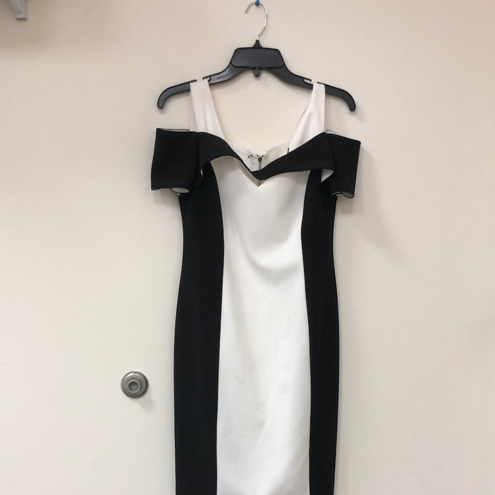 Short black and white dress